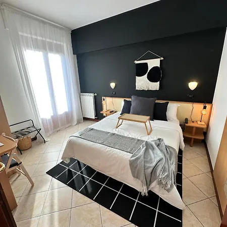 La Riviera 3*